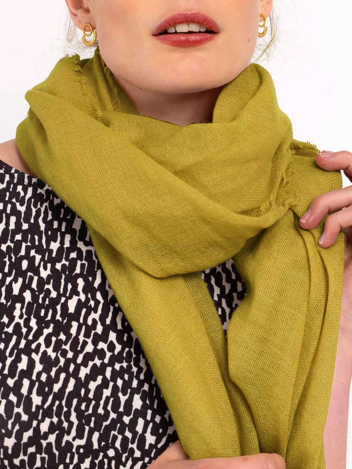 Cashmere Gauze Stole - Image 45