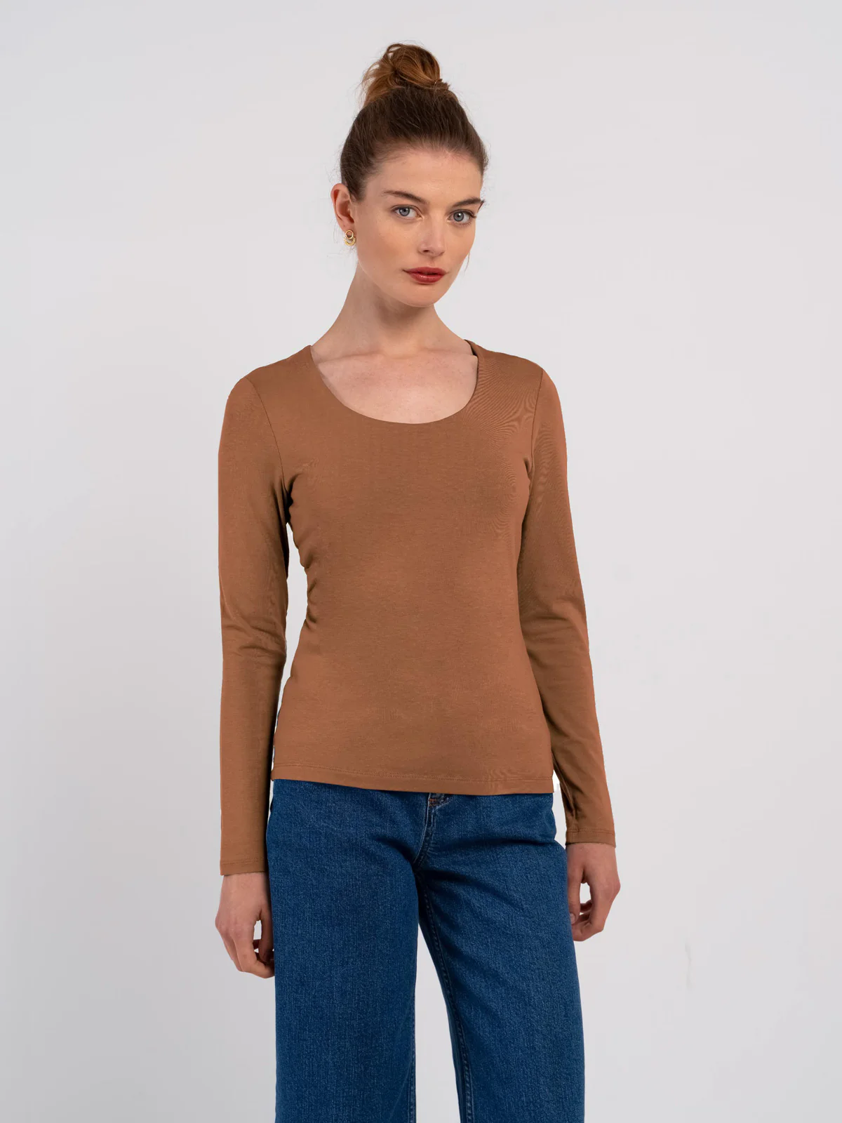 Darcey Scoop Long Sleeve - Image 10