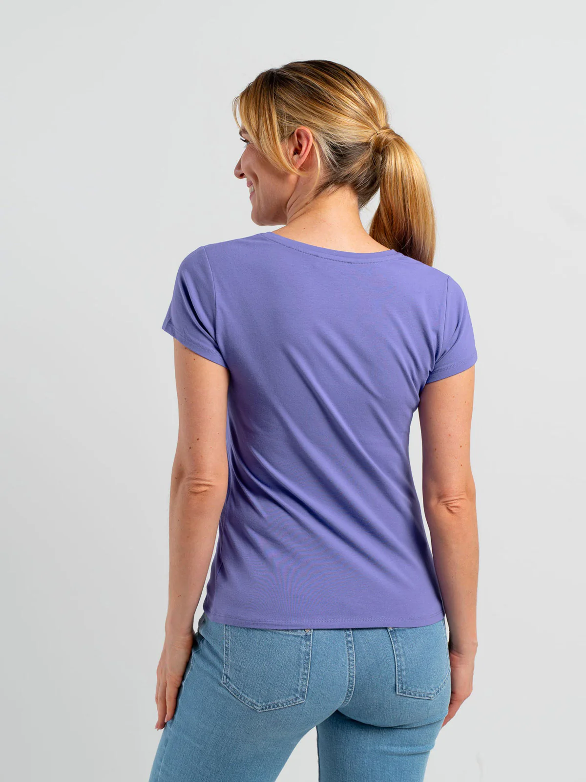 Everyday Cotton V Neck - Image 29