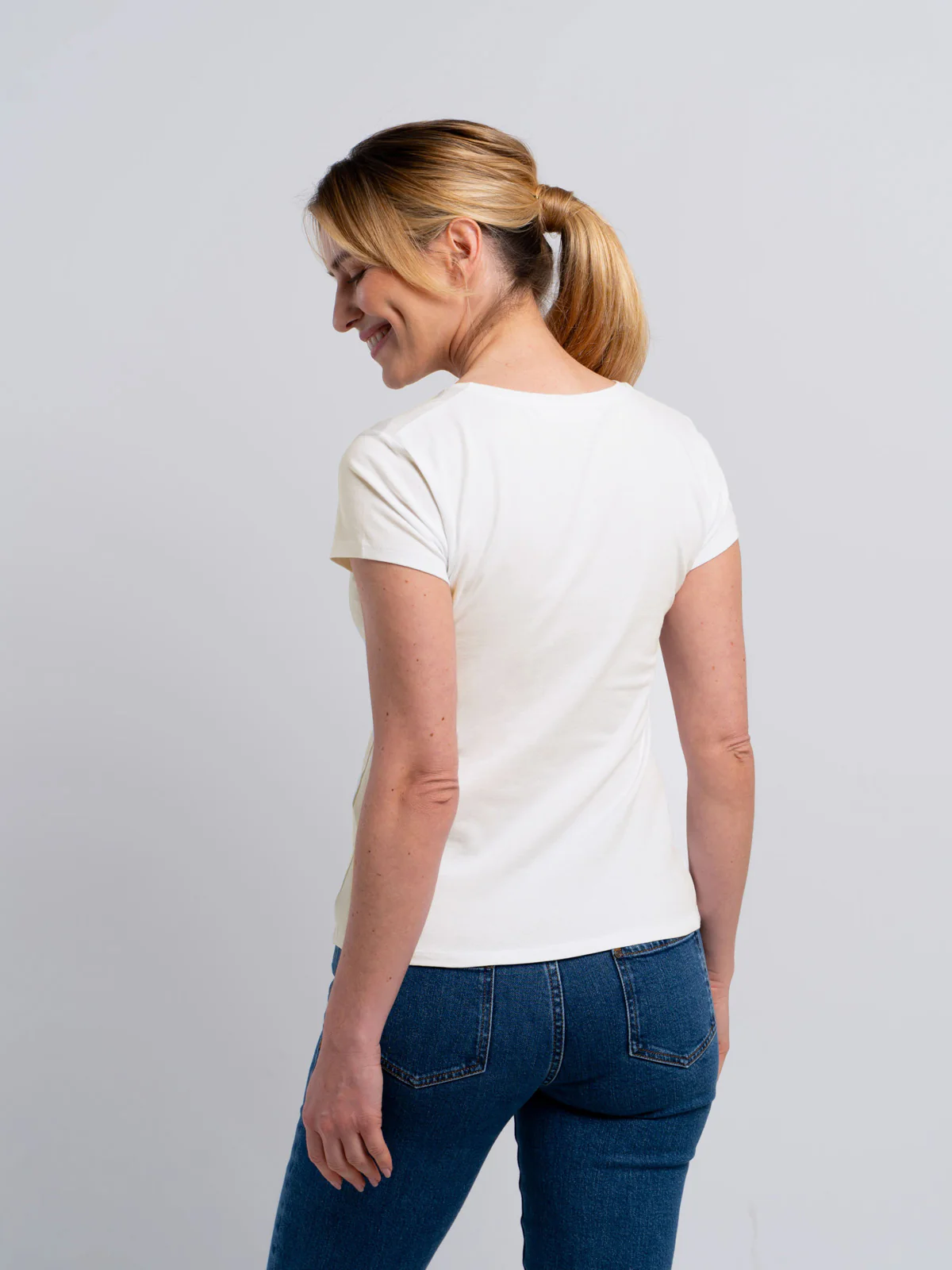 Everyday Cotton V Neck - Image 51