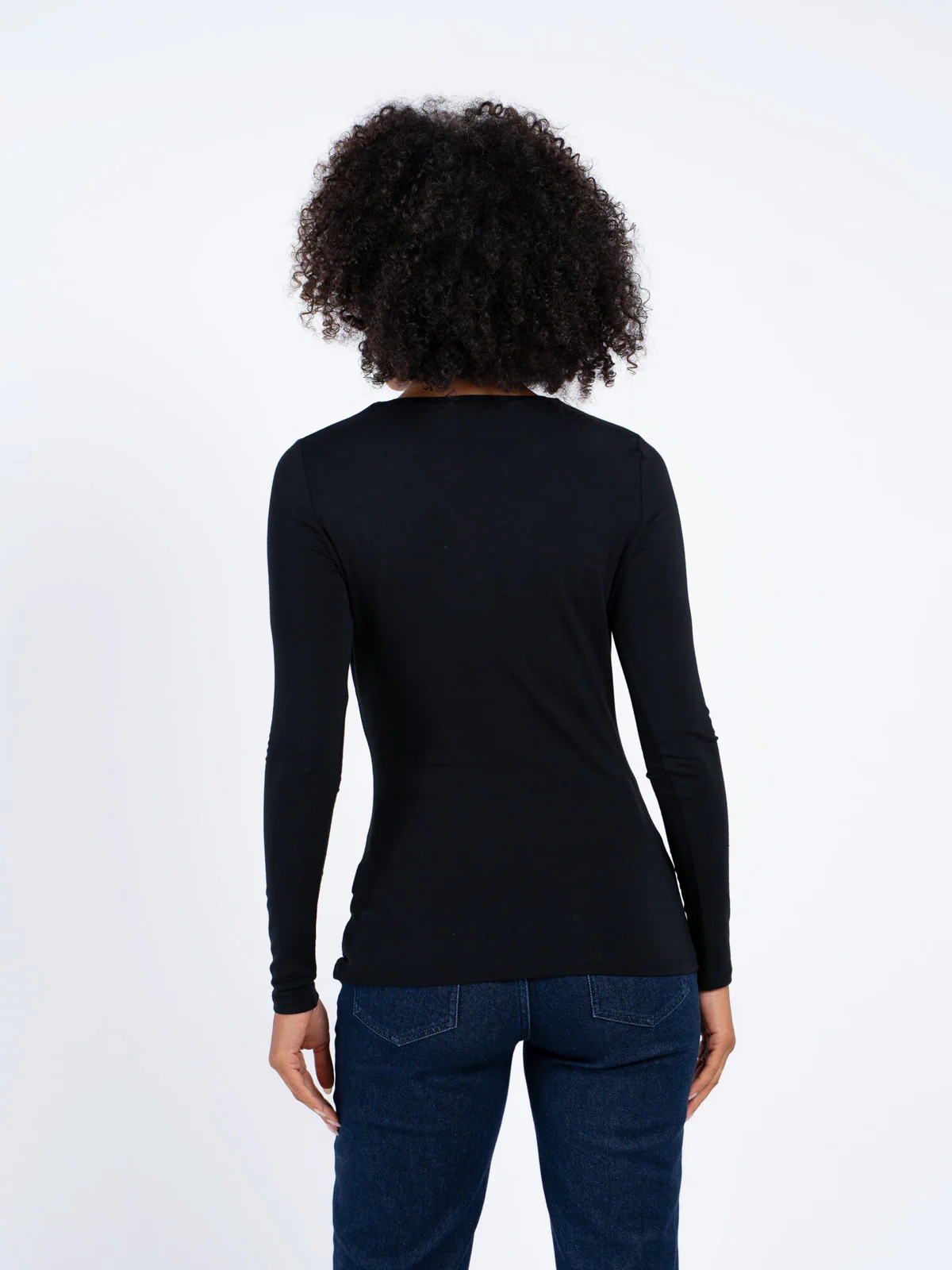 Silky Crew Neck - Image 5