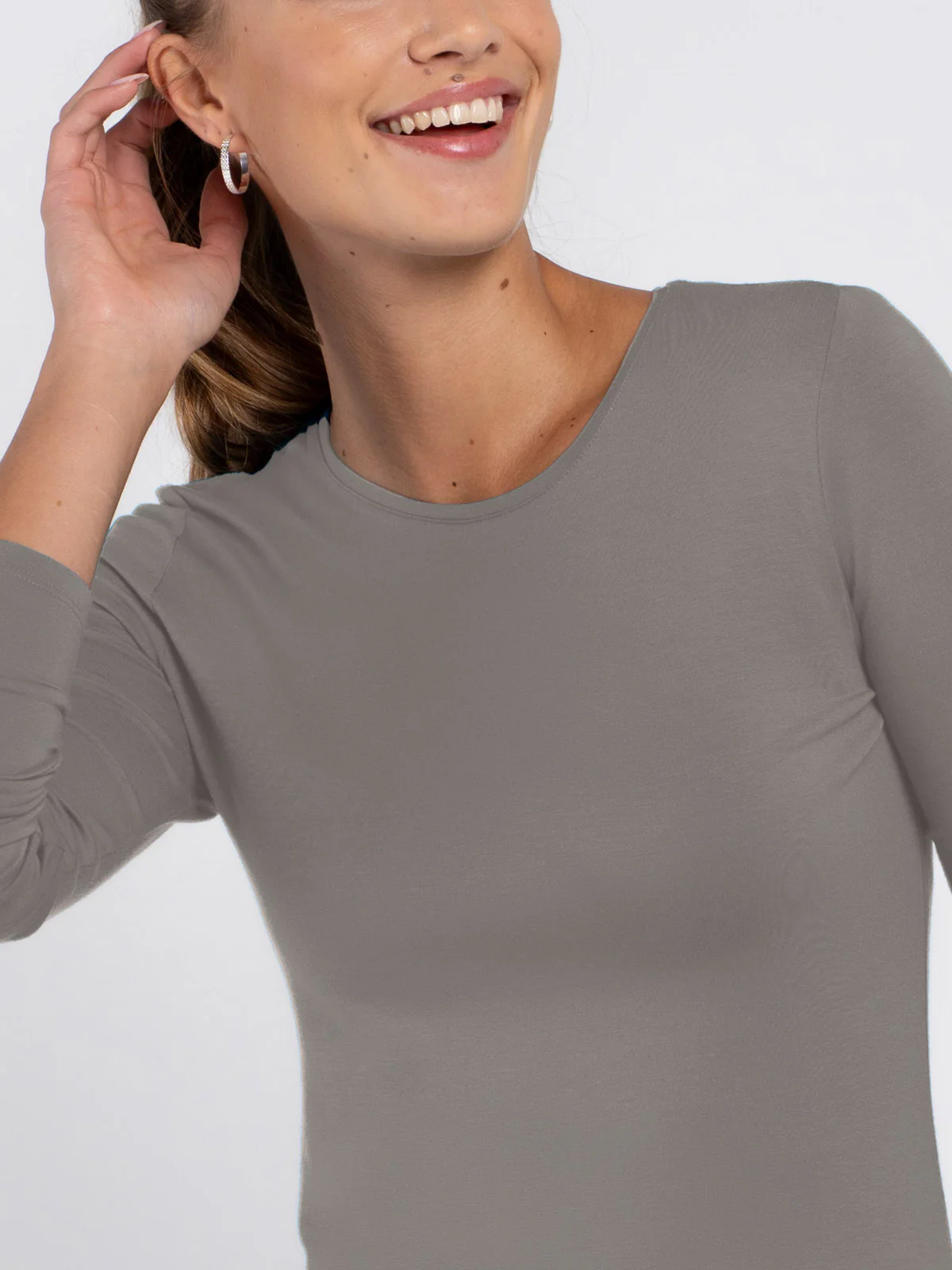 Silky Crew Neck - Image 68