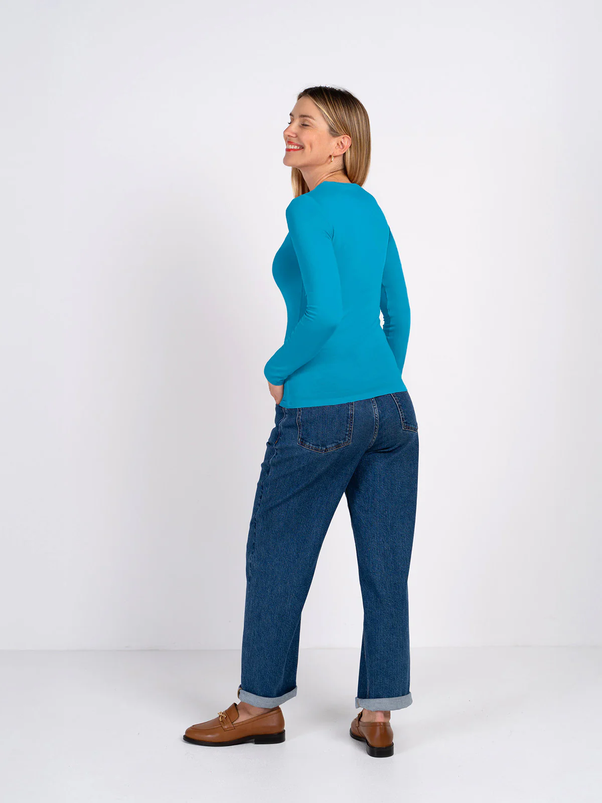 Silky Crew Neck - Image 8