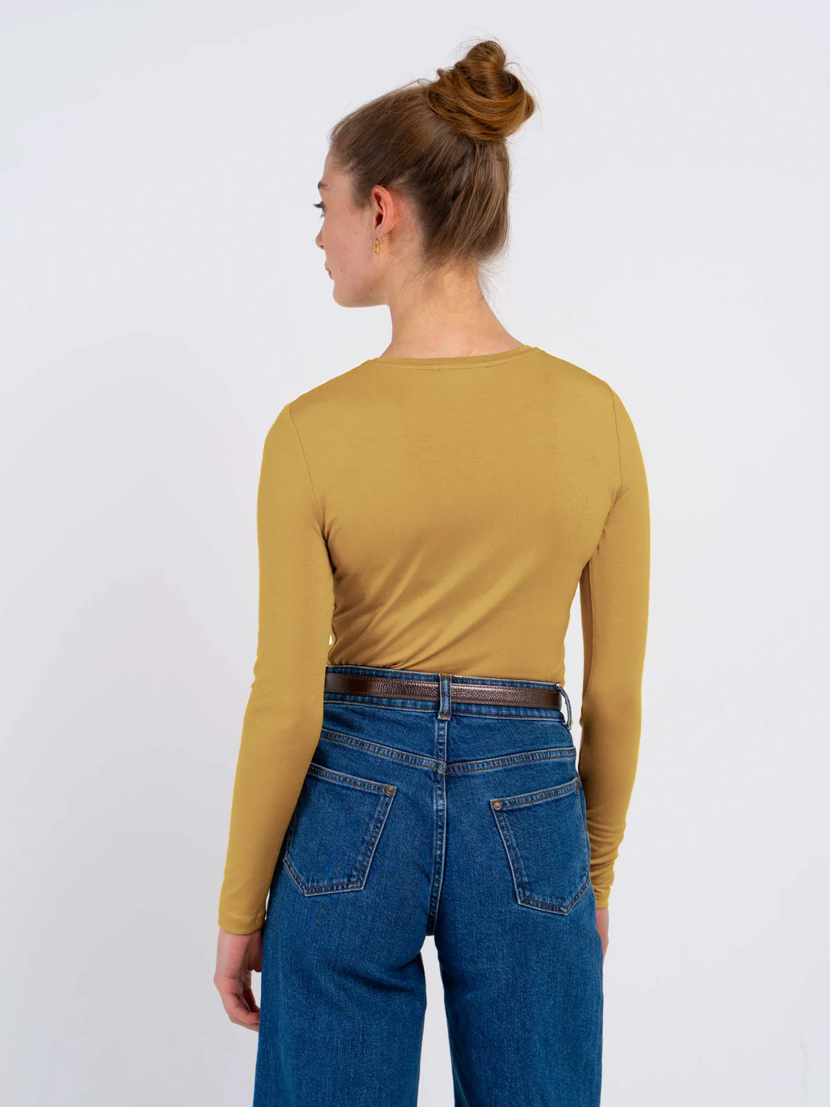 Silky Crew Neck - Image 81