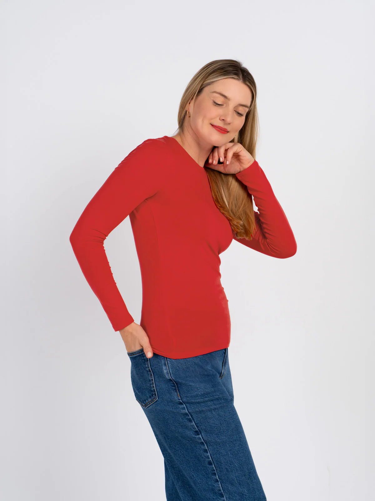 Silky Crew Neck - Image 88