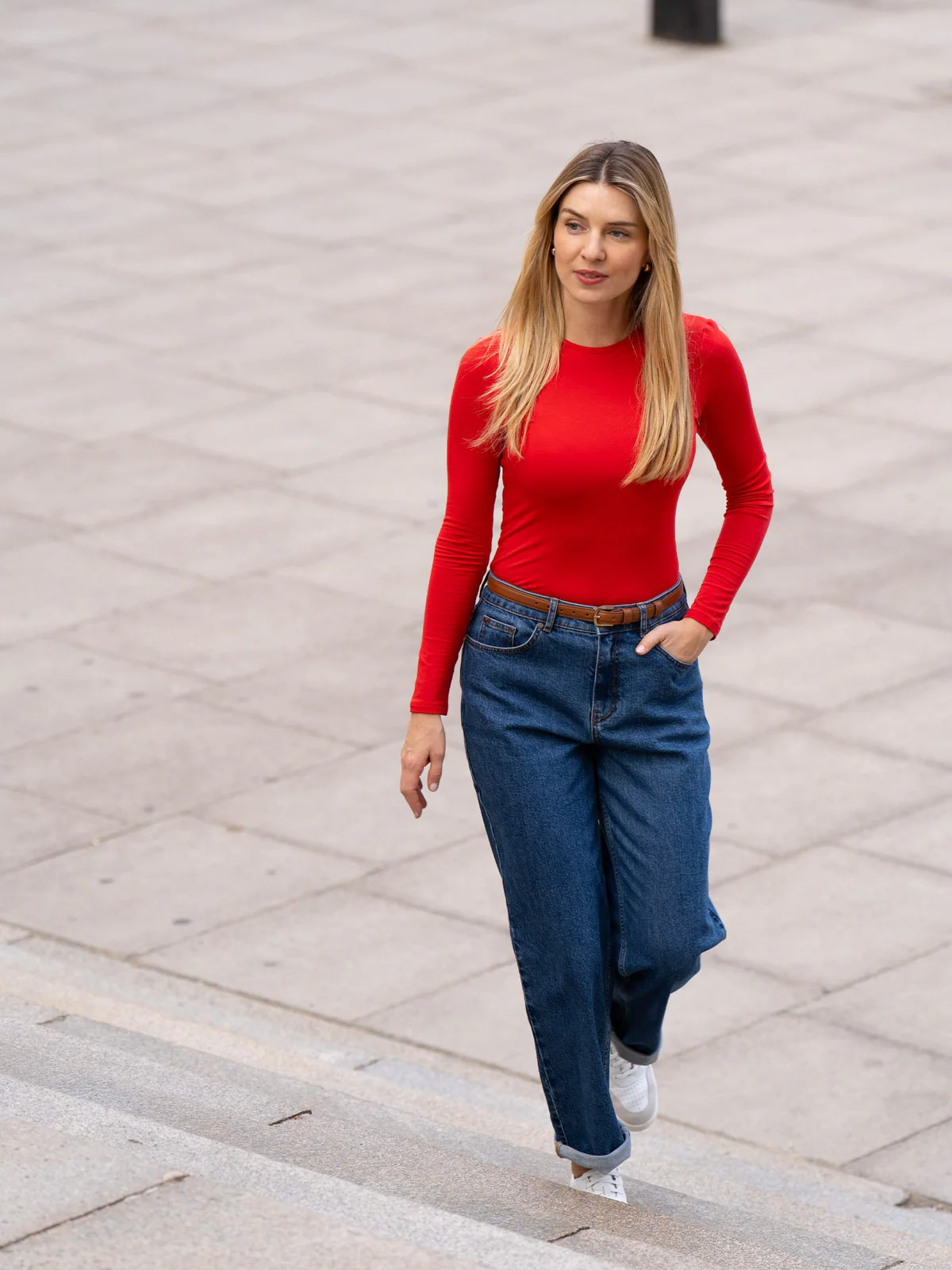 Silky Crew Neck - Image 90