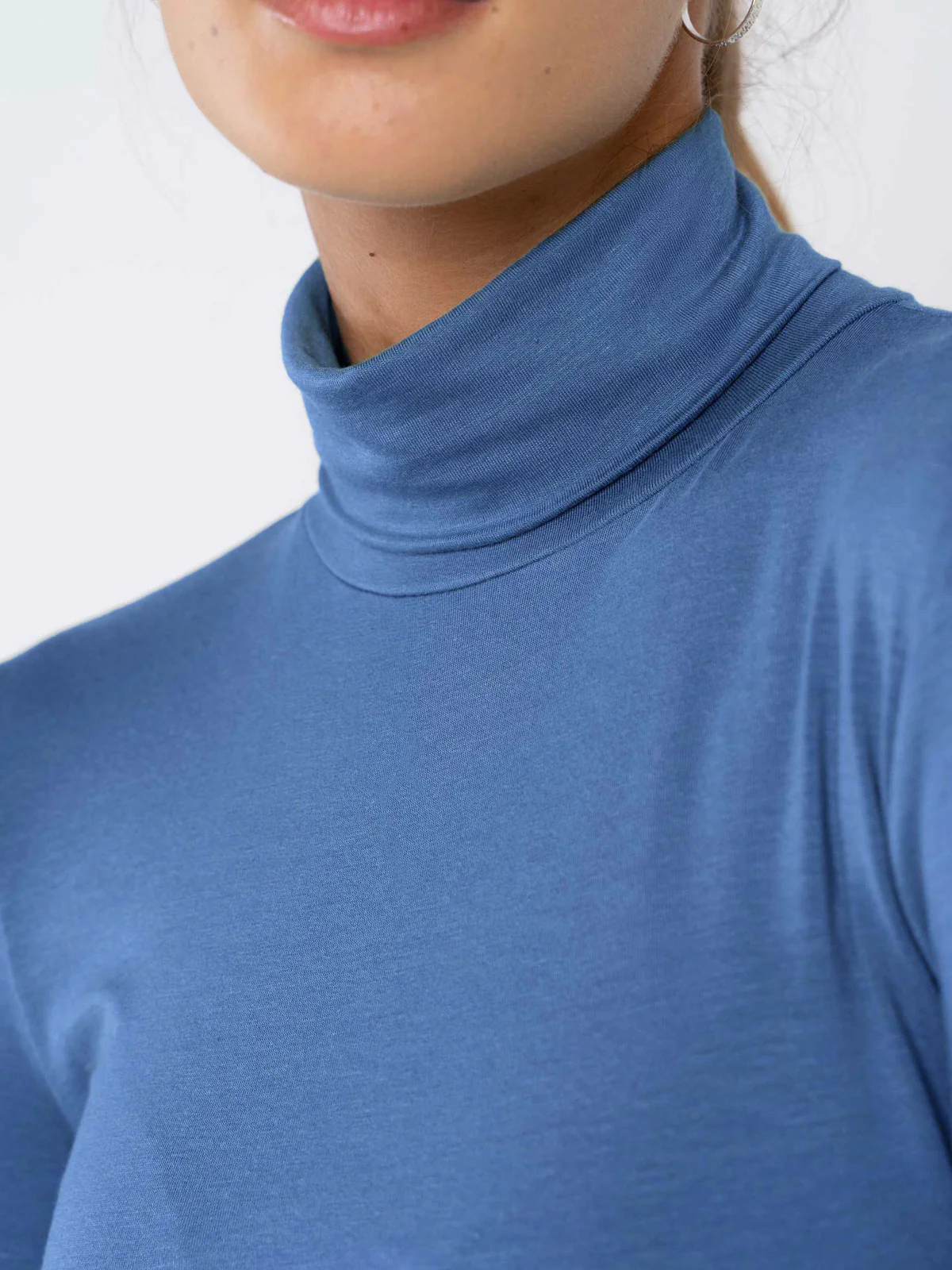 Silky Roll Neck - Image 39