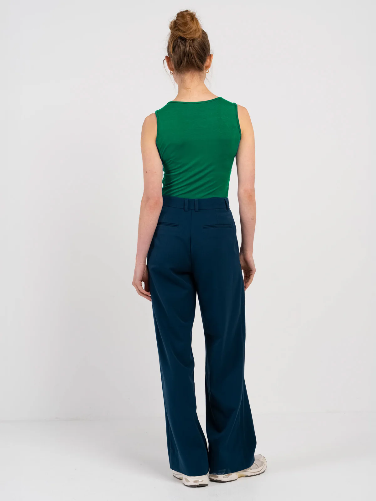 Sleeveless Soft Square Vest - Image 19