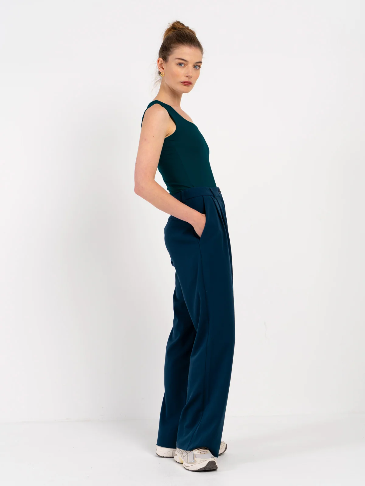 Sleeveless Soft Square Vest - Image 29